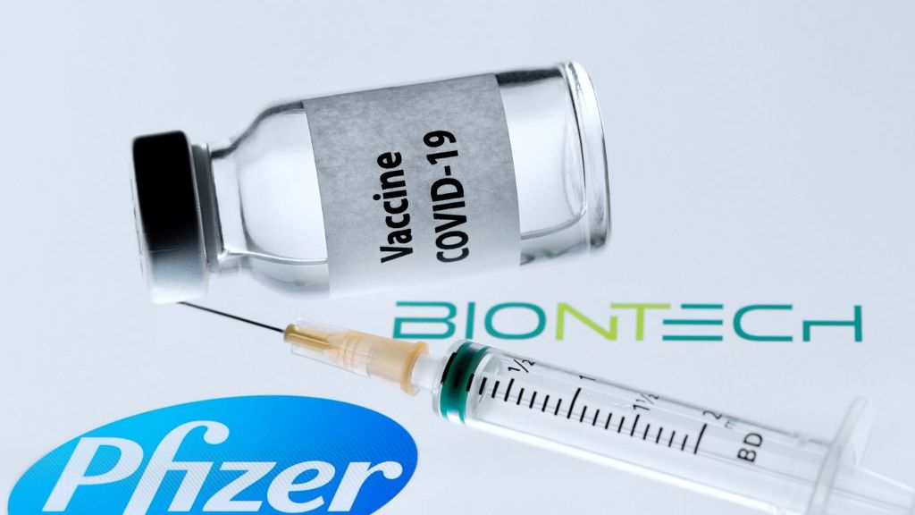 Vacina da Pfizer não requer ajustes às variantes até o momento, diz BioNTech