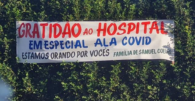 Familiares de pacientes agradecem aos profissionais da Ala Covid do Grupo Santa Casa