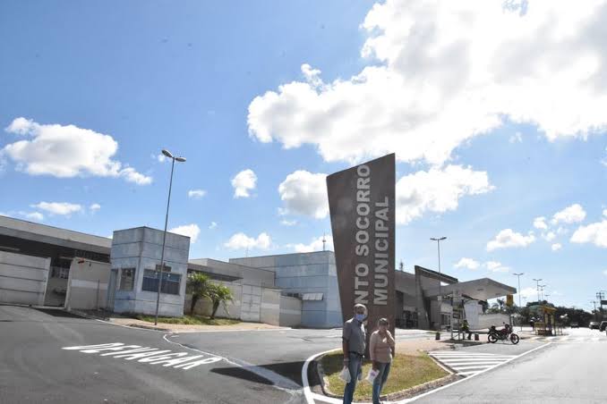 Gilson afirma que pronto-socorro não respeita protocolos e sugere bagunça na saúde