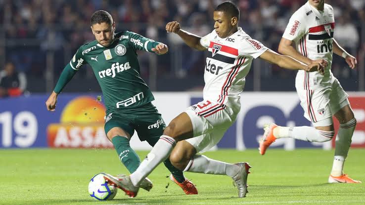 São Paulo e Palmeiras empatam sem gols na primeira partida decisiva do Paulistão