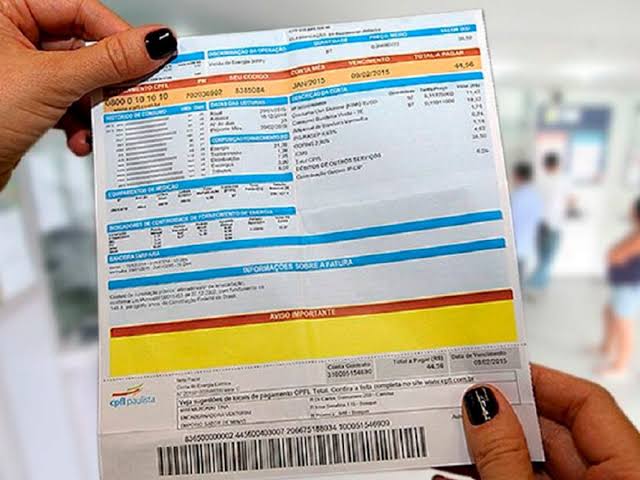 Prepare o bolso: Aneel aciona bandeira vermelha para junho e contas de luz vão subir