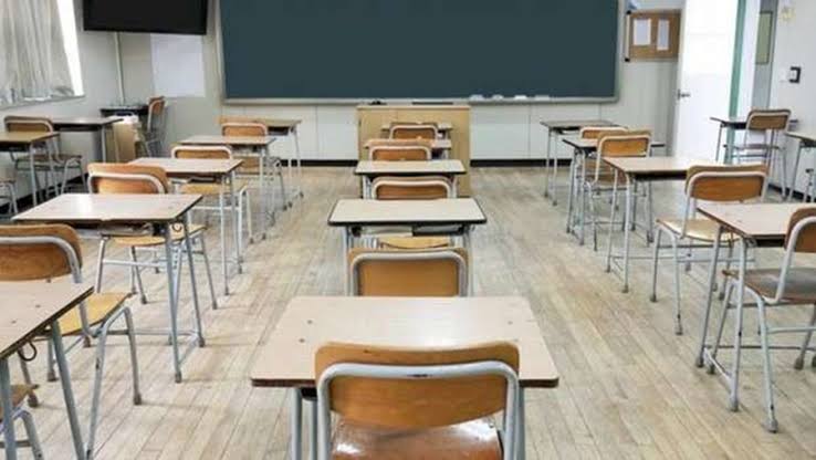 Com incertezas, as escolas particulares perdem um terço das matrículas na pandemia