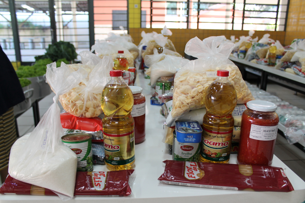 Prefeitura de Orlândia realiza entrega de 5.500 kits de Alimentação Escolar