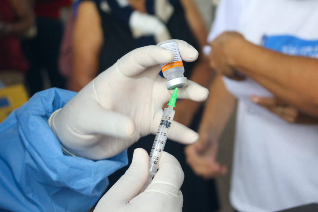 Franca realiza mutirão de vacina contra Covid para maiores de 50 anos no sábado, 19