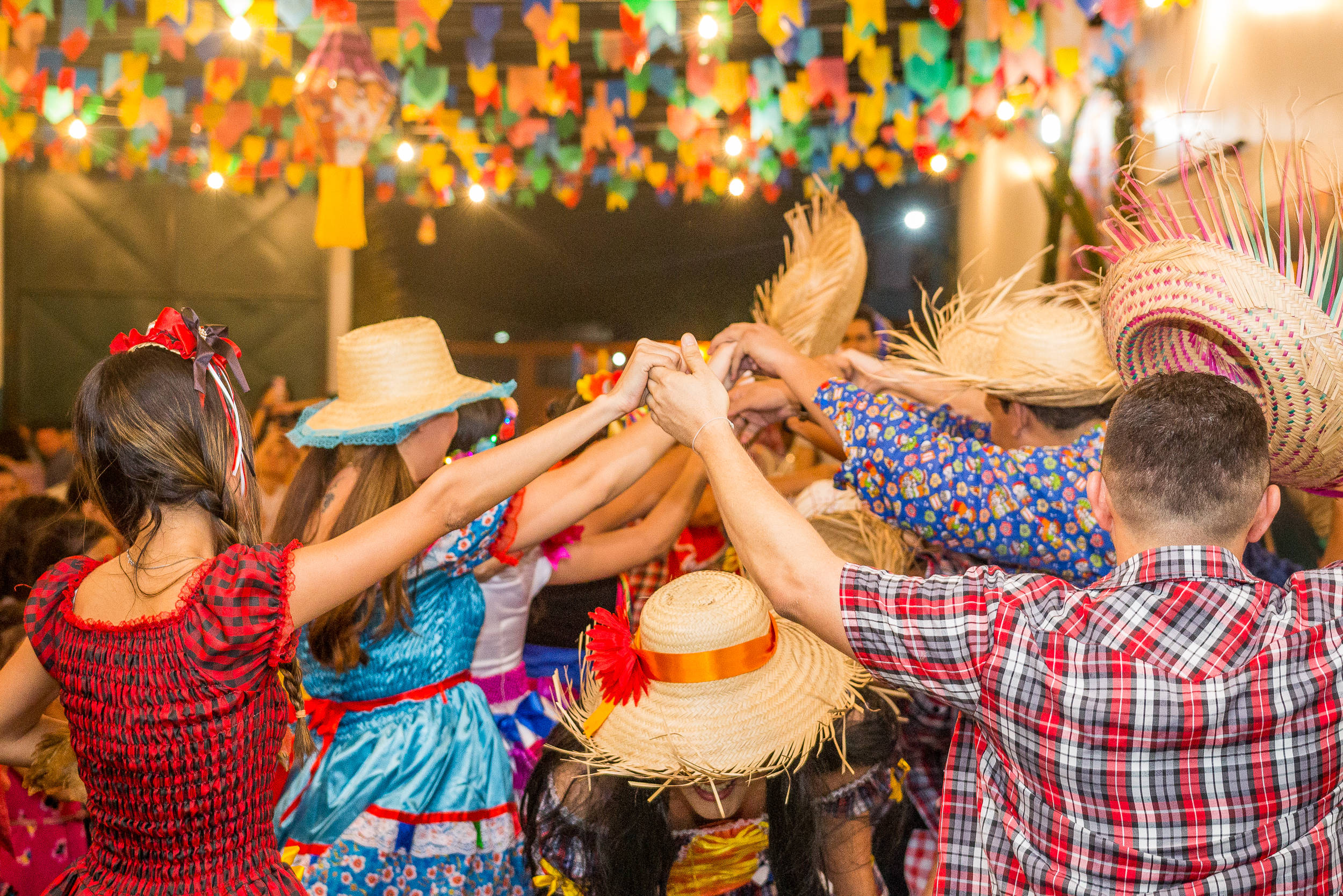 Festas juninas: você se lembra quais as músicas mais tocadas nesta época do ano?