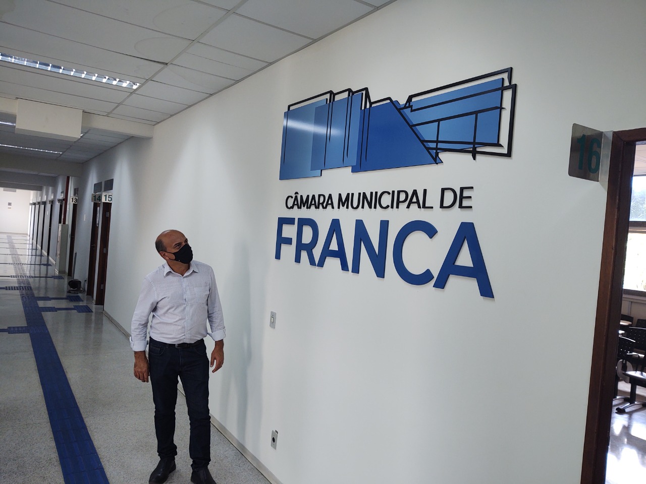 Sessão da Câmara na próxima terça-feira não terá público e nem vereadores presentes