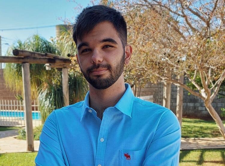 Jovem estudante francano é aprovado no Mestrado Integrado na Universidade do Porto