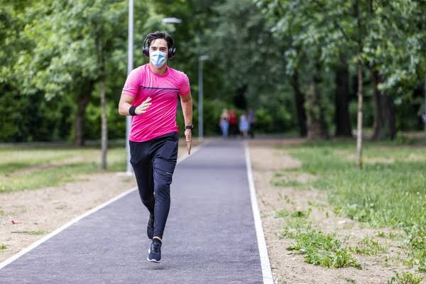 Quer se exercitar durante a pandemia? Então, fique atento aos cuidados necessários