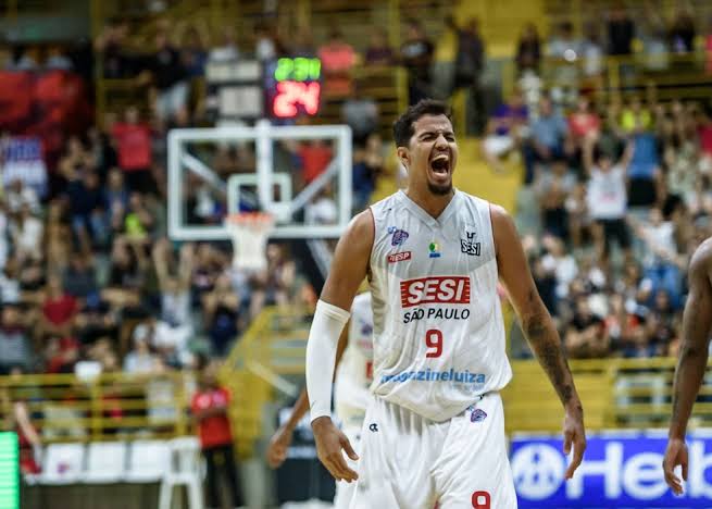 Pivô do Sesi Franca, Lucas Dias é convocado para a seleção pré-olímpica de basquete