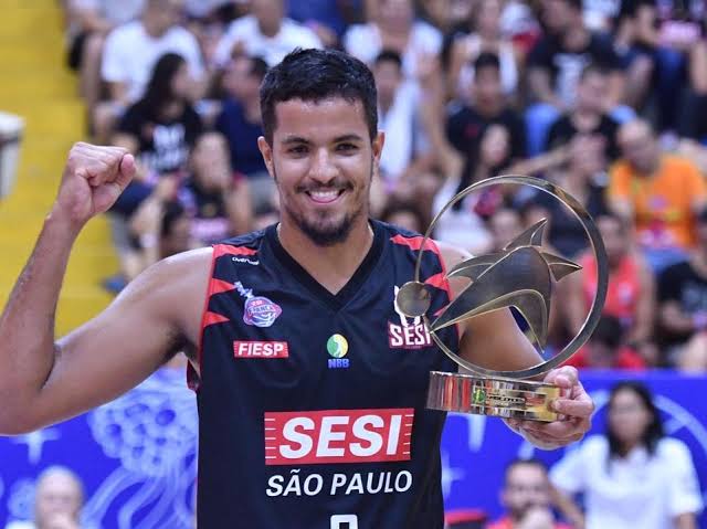 Pivô do Franca Basquete, Lucas Dias disputará premiação dos Melhores do Ano do NBB