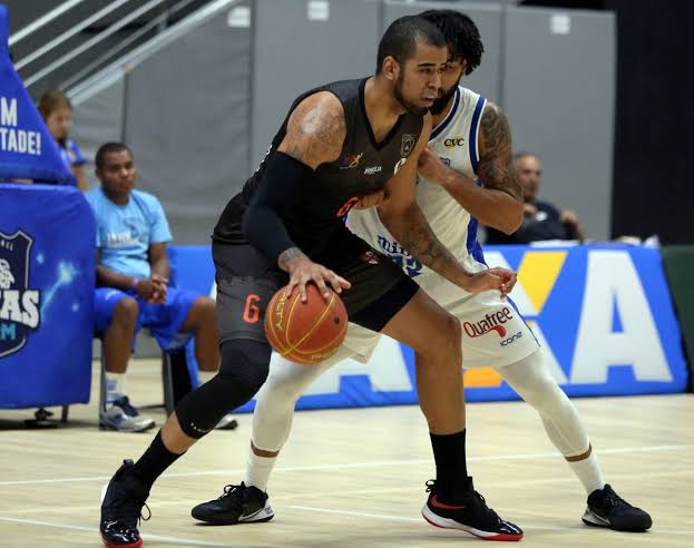 Pivô Ronald Rudson, ex-Minas, é anunciado como novo reforço do Sesi Franca Basquete