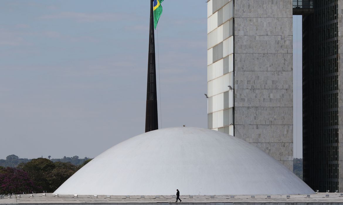 Senado garante repasse a entidades do terceiro setor, mesmo sem cumprir metas