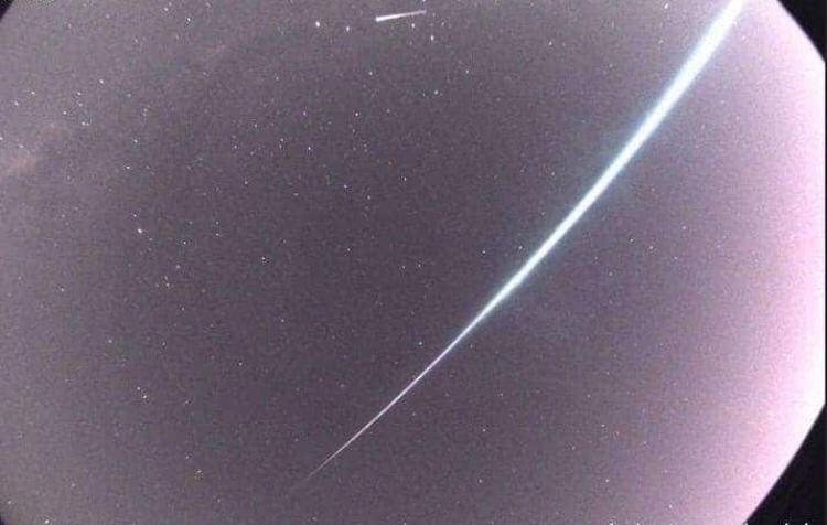 Meteoro bastante luminoso foi visto no céu de pelo menos quatro estados brasileiros.