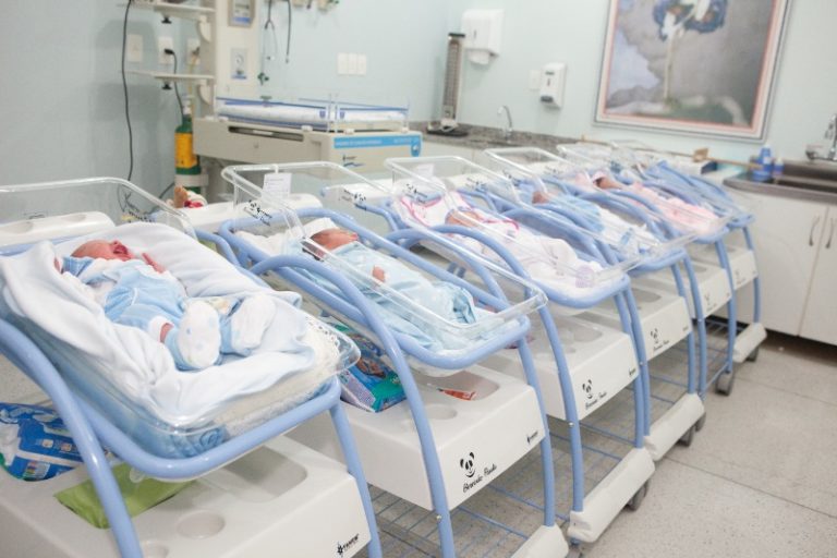 Pandemia: 300 mil bebês deixaram de nascer no Brasil com adiamentos e divórcios