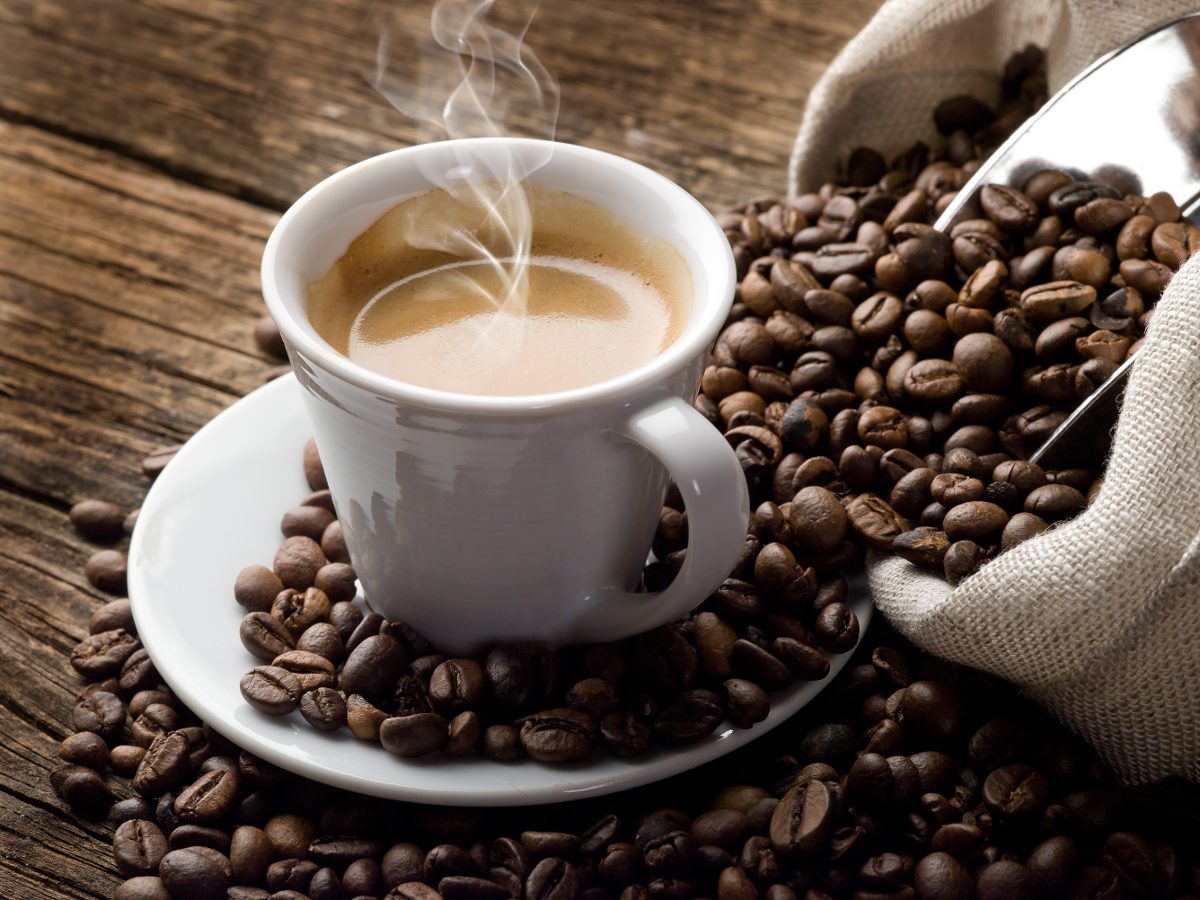 Conheça os benefícios do café para a saúde e saiba como equilibrar o consumo