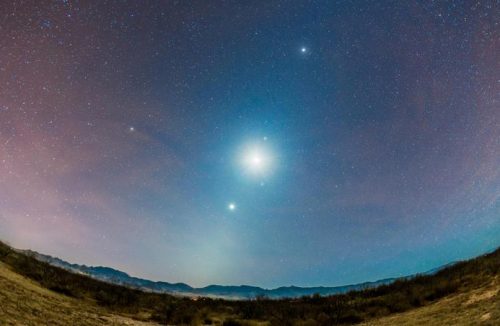 Conjunção planetária: veja a Lua e os planetas Vênus e Marte pertinho esta noite - Jornal da Franca