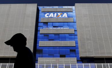 Informais nascidos em setembro têm auxílio financeiro liberado; Veja se tem direito