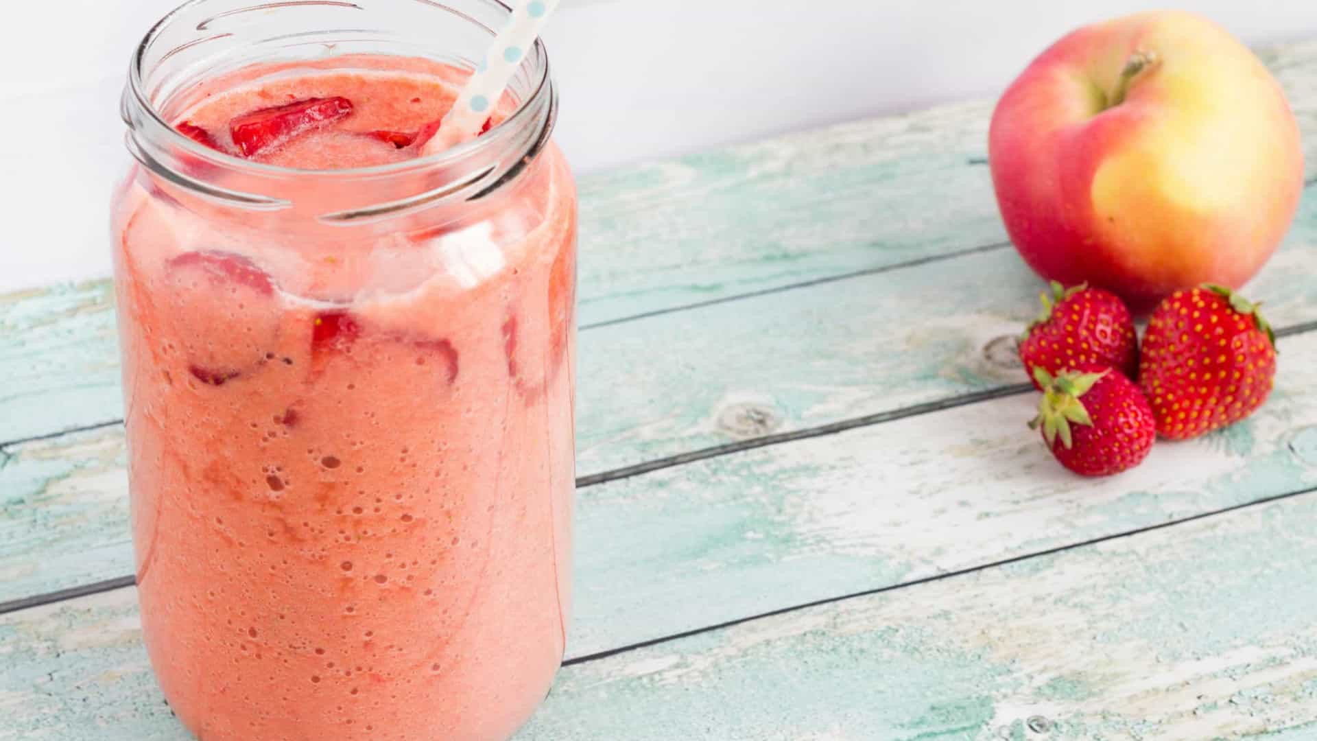 Muita gente substitui refeições por shakes para emagrecer. Saiba se isso é saudável