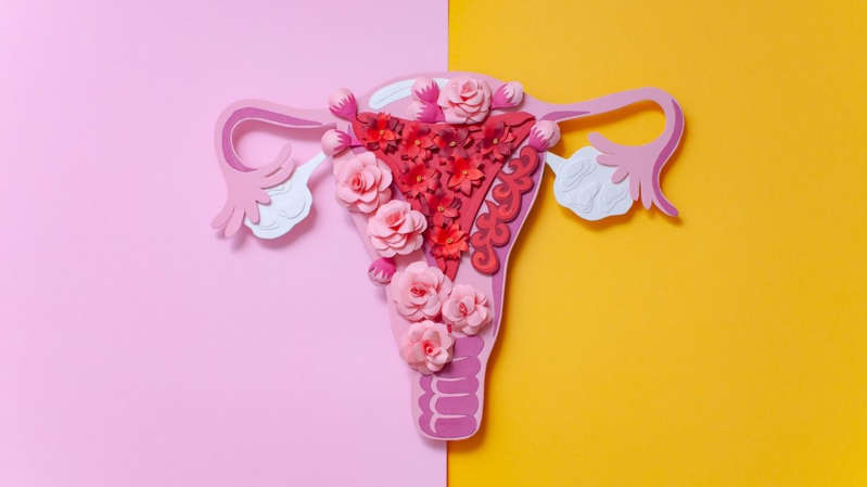 Mulheres que trabalham à noite têm mais riscos de desenvolver endometriose – entenda