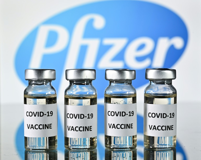 Três doses de Pfizer neutralizam variante Ômicron, anuncia a farmacêutica
