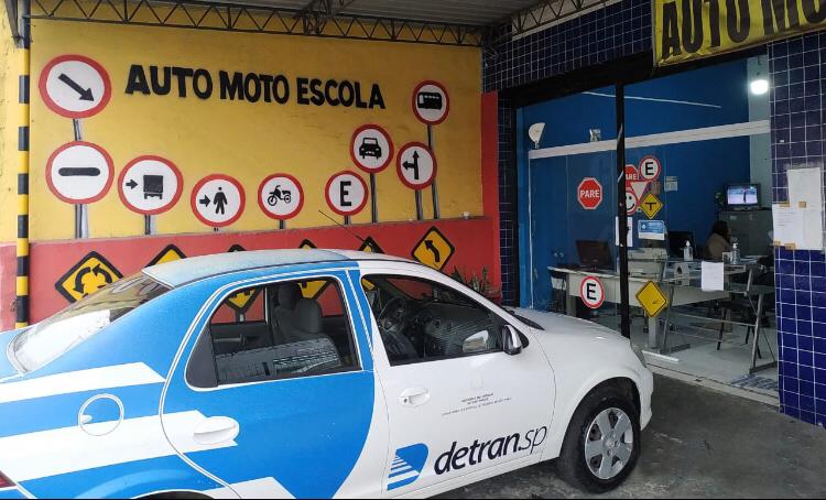 Diferença de preço para tirar CNH pode chegar a R$ 800,00, alerta Detran estadual