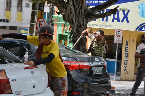 Meninos de rua