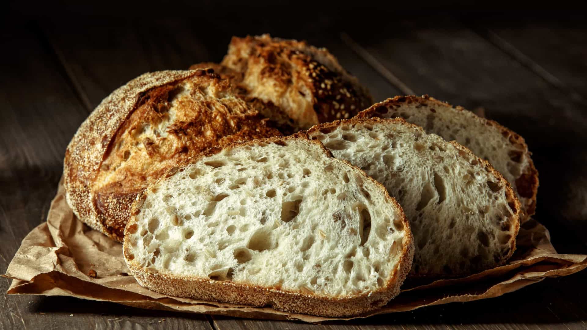 Sobrou pão em casa? Não jogue fora! Veja dicas surpreendentes para reaproveitar!