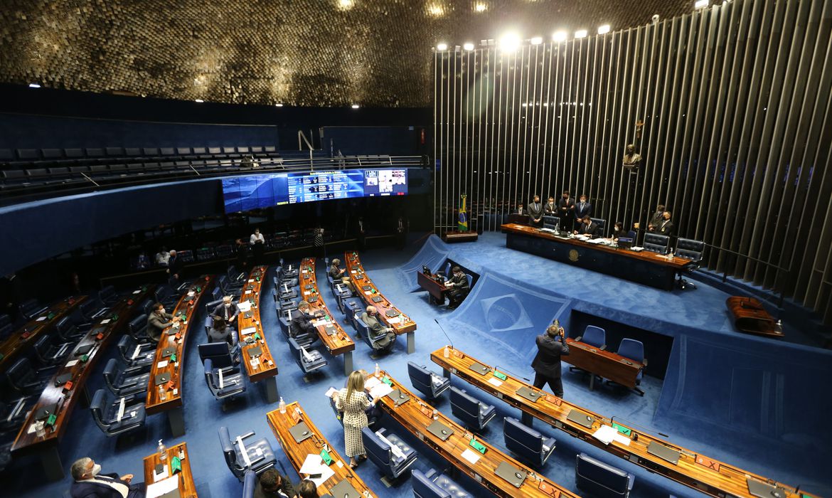 Senado aprova lei para simplificar abertura de empresas e aumentar competitividade