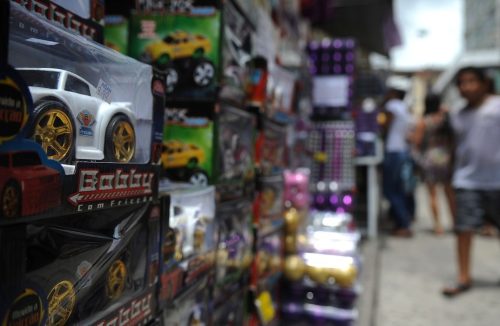 Lojistas esperam aumento modesto, na casa de 3%, para as vendas do Dia das Crianças - Jornal da Franca