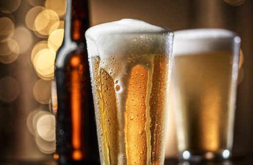 Cerveja mais forte do Brasil tem 35% de álcool: kit com dois copos custava R$ 450 - Jornal da Franca