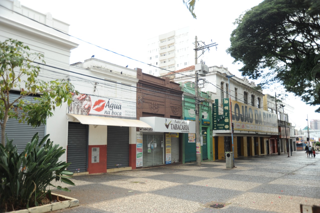 Veja o que abre e o que fecha em Franca no feriado da Padroeira e Dia das Crianças