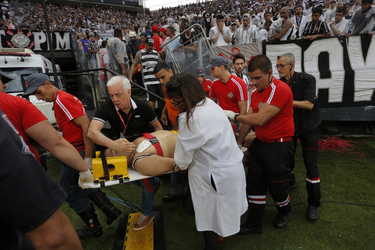 Circula no Facebook: fotografia mostra jogo de futebol a decorrer