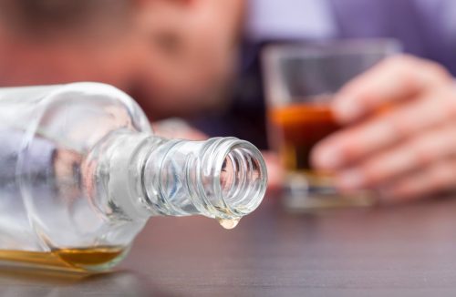 Transplante de fígado por consumo de álcool dispara na pandemia, mostra estudo - Jornal da Franca