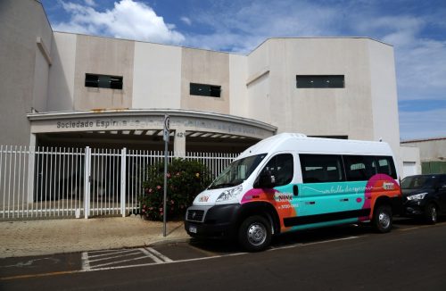 Berçário Dona Nina recebe Van da deputada Graciela para transporte das crianças - Jornal da Franca