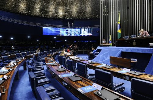 Consultas por chamada de vídeo, a chamada telessaúde, segue em estudo no Senado - Jornal da Franca