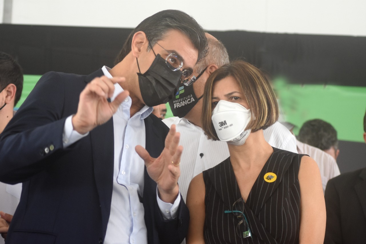 Com apoio de Graciela, 13 hospitais da região vão receber recursos extras do governo