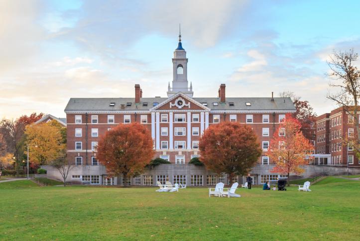 Fundação oferece bolsas de 100% para universidades Harvard, Columbia e MIT
