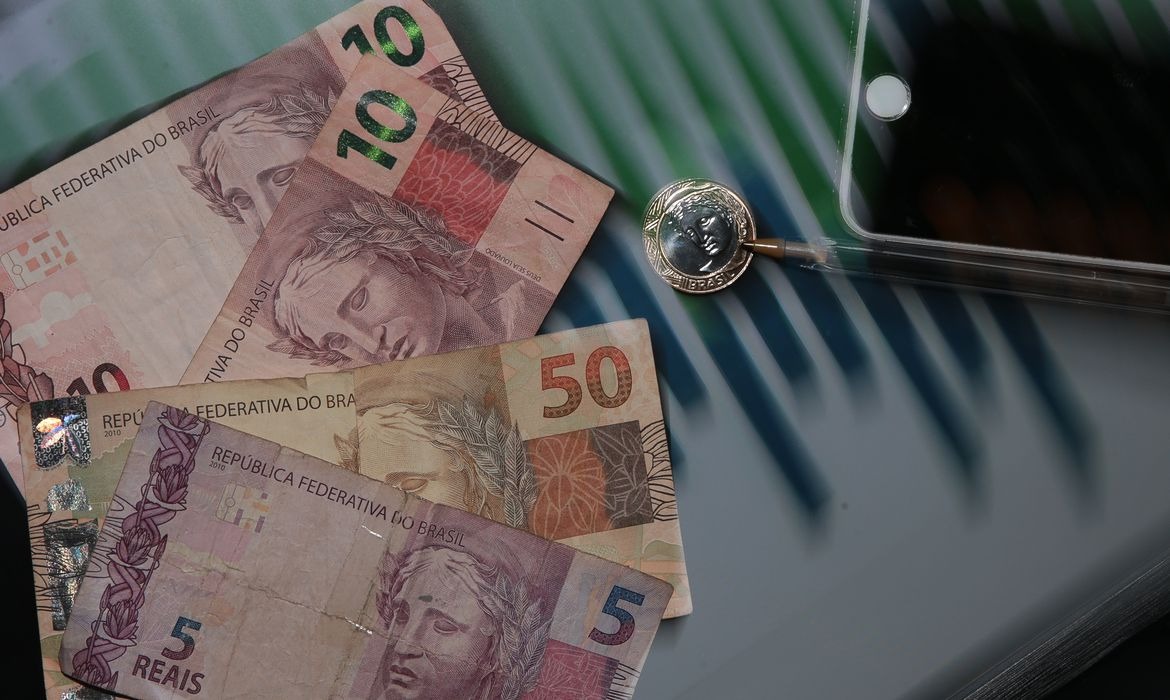 Auxílio Brasil começa a ser pago na próxima quarta-feira; confira o calendário