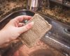 Saiba como evitar que a esponja da cozinha se torne “ninho” de bactérias em sua casa - Jornal da Franca