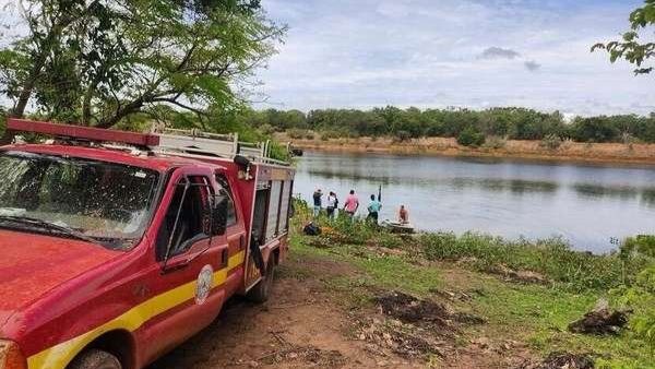 Após fugir de abelhas, homem pula em lago e morre em ataque de piranhas, em Minas