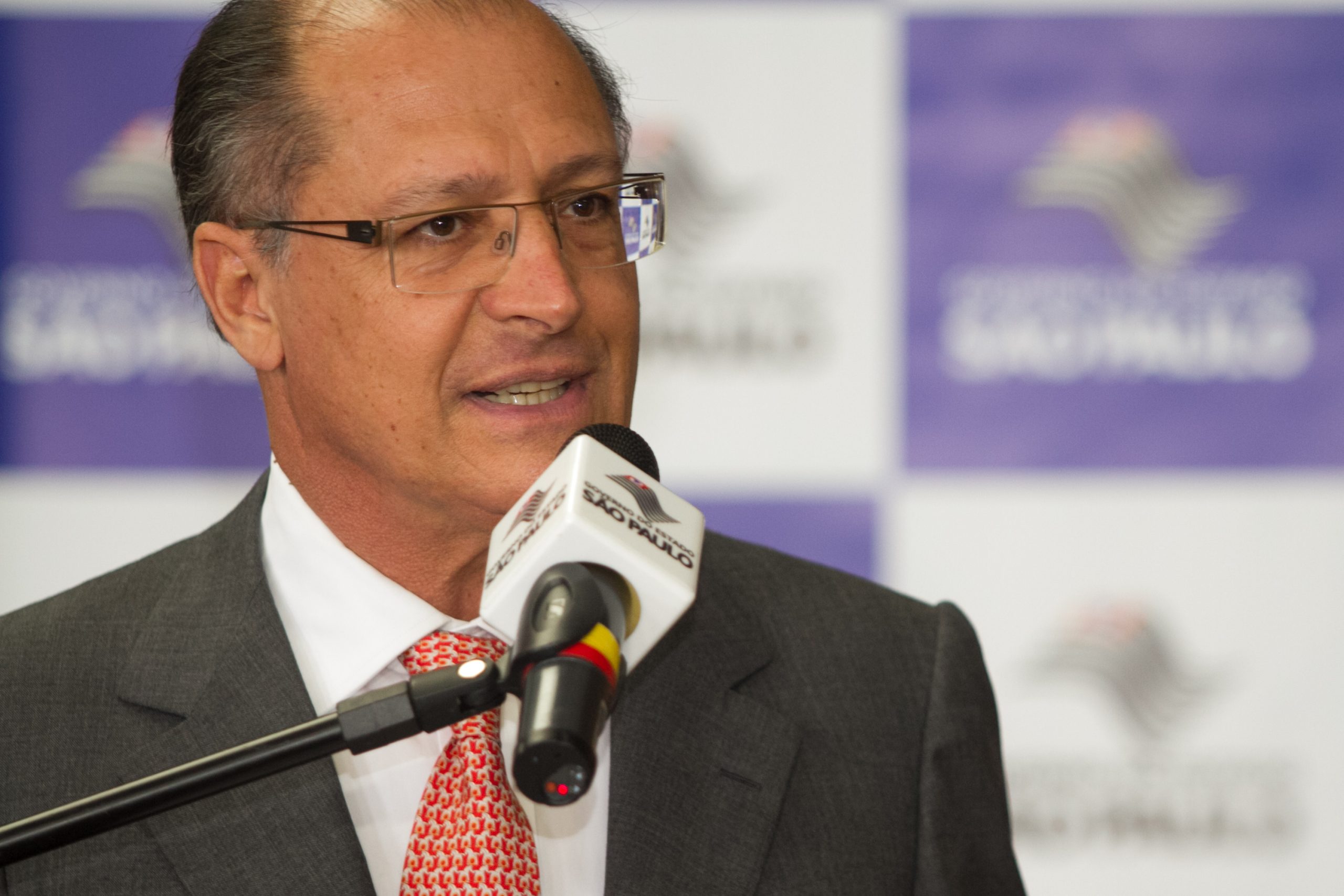 Geraldo Alckmin vai aguardar prévias do PSDB para definir em qual partido se filiará