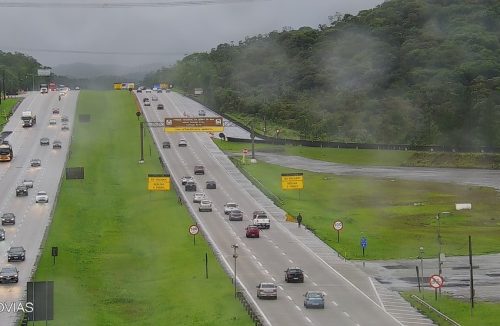 Feriado de Finados movimenta 3,5 milhões de veículos nas rodovias de São Paulo  - Jornal da Franca
