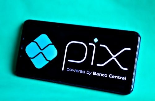 Em um ano, Pix amplia uso do sistema bancário para mais de 45 milhões de brasileiros - Jornal da Franca