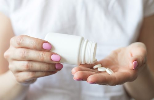 Sem evidência comprovada para insônia, melatonina terá venda livre nas farmácias - Jornal da Franca