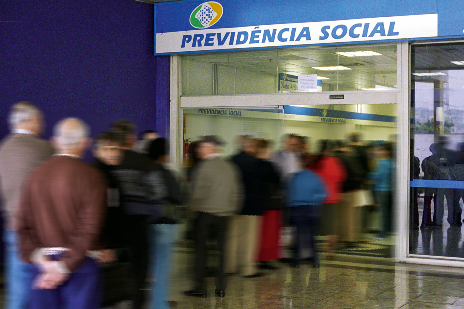 INSS: grande revisão de benefícios pode levar a milhares de cortes; entenda