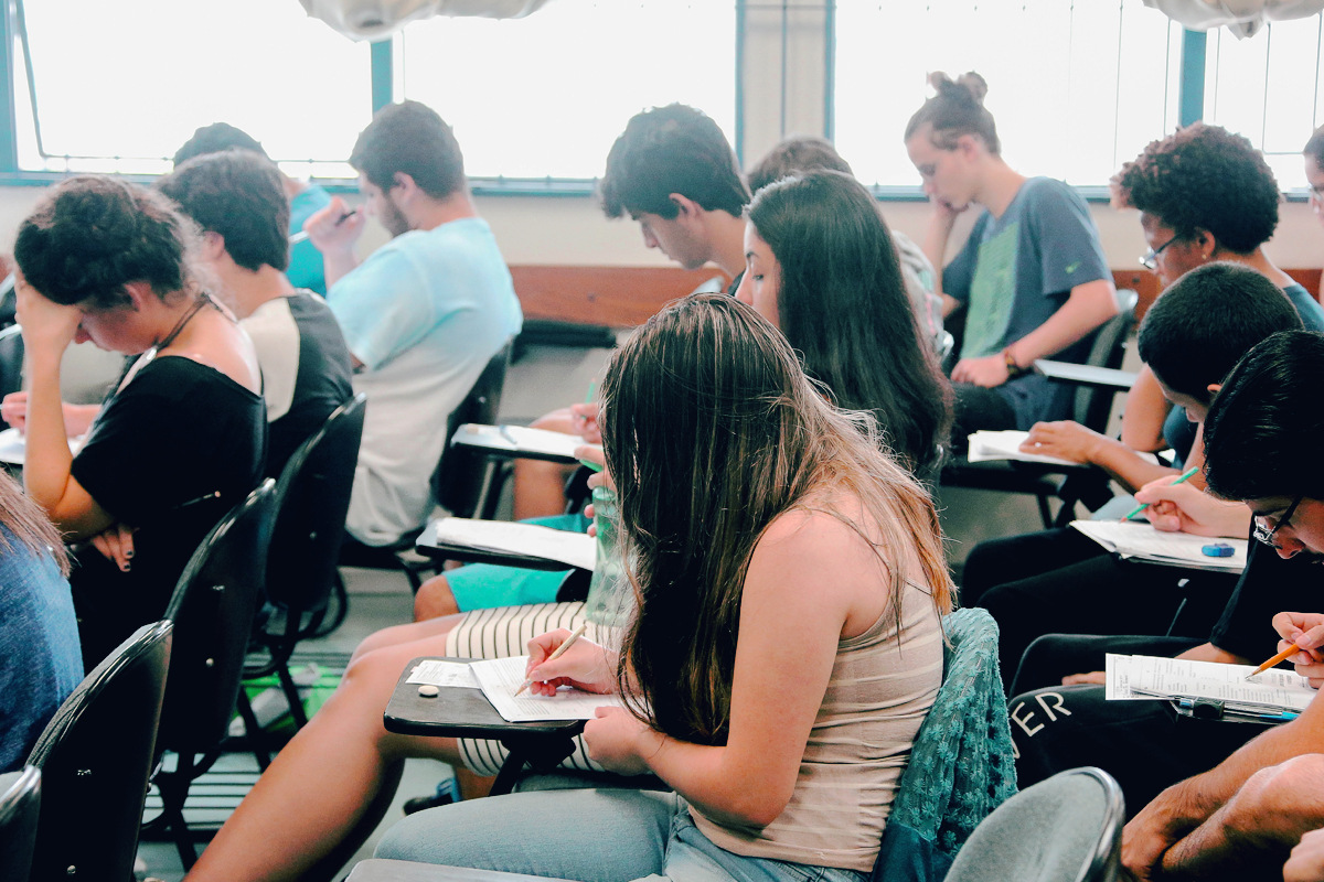 Veja sete dicas para tirar de letra a primeira fase da Fuvest. Prova é domingo (12)