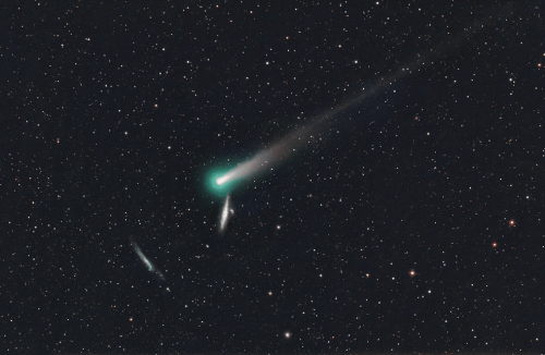 Ainda brilhando no céu, cometa Leonard é fotografado em cidade da região - Jornal da Franca