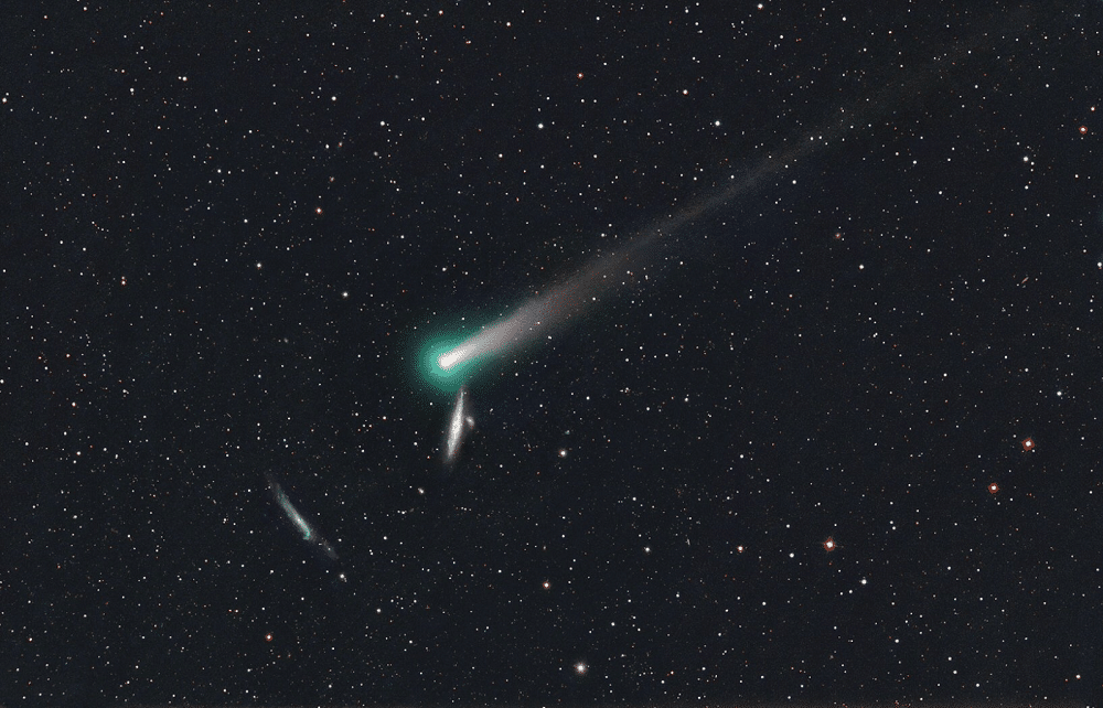 Ainda brilhando no céu, cometa Leonard é fotografado em cidade da região