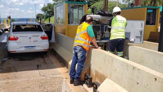 Ipem-SP verifica e aprova uso dos radares na rodovia Candido Portinari, em Restinga