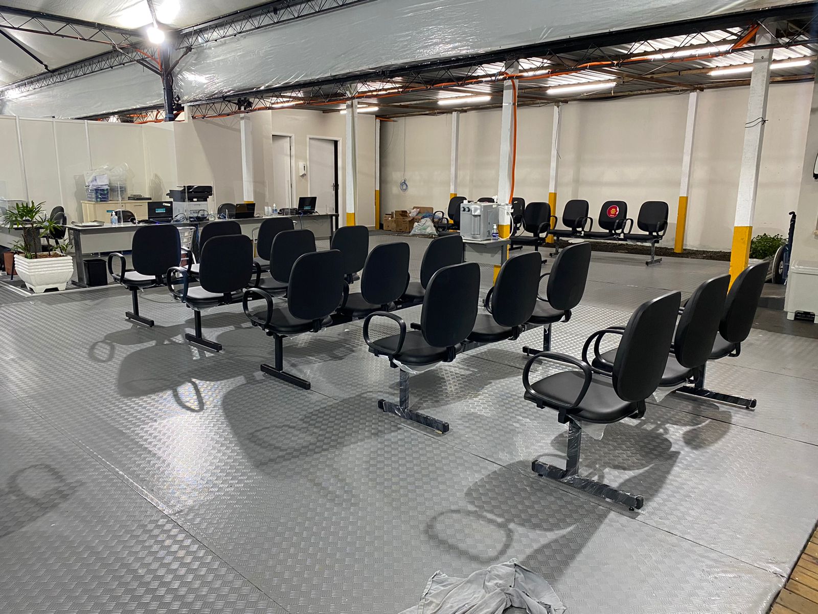 Unimed-São Joaquim instala nova tenda para atender pacientes com sintomas de covid